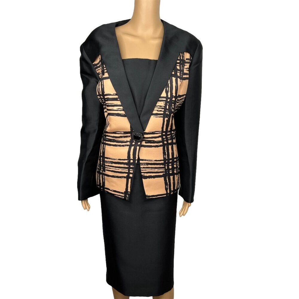 TERRAMINA 2PC Black Tan Polyester Lined Collarless Cocktail Skirt Suit Set